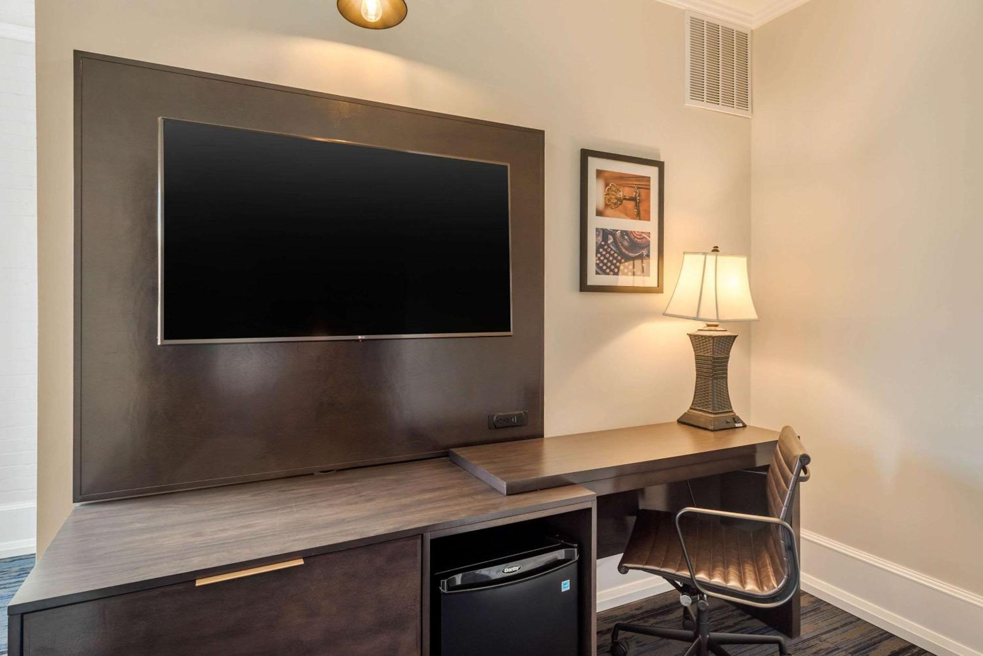 The Courthouse Hotel, Ascend Hotel Collection Thunder Bay Exteriör bild