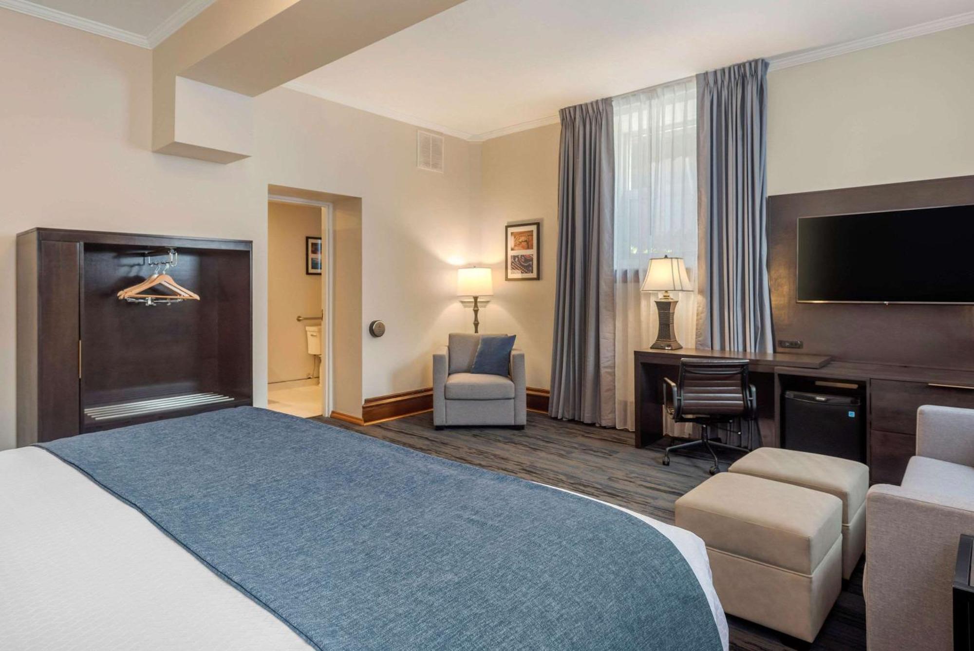 The Courthouse Hotel, Ascend Hotel Collection Thunder Bay Exteriör bild