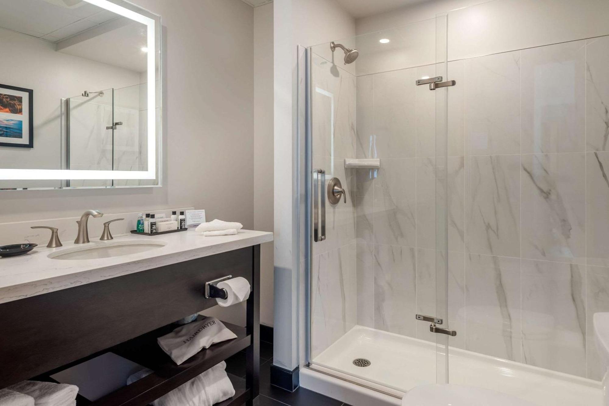 The Courthouse Hotel, Ascend Hotel Collection Thunder Bay Exteriör bild